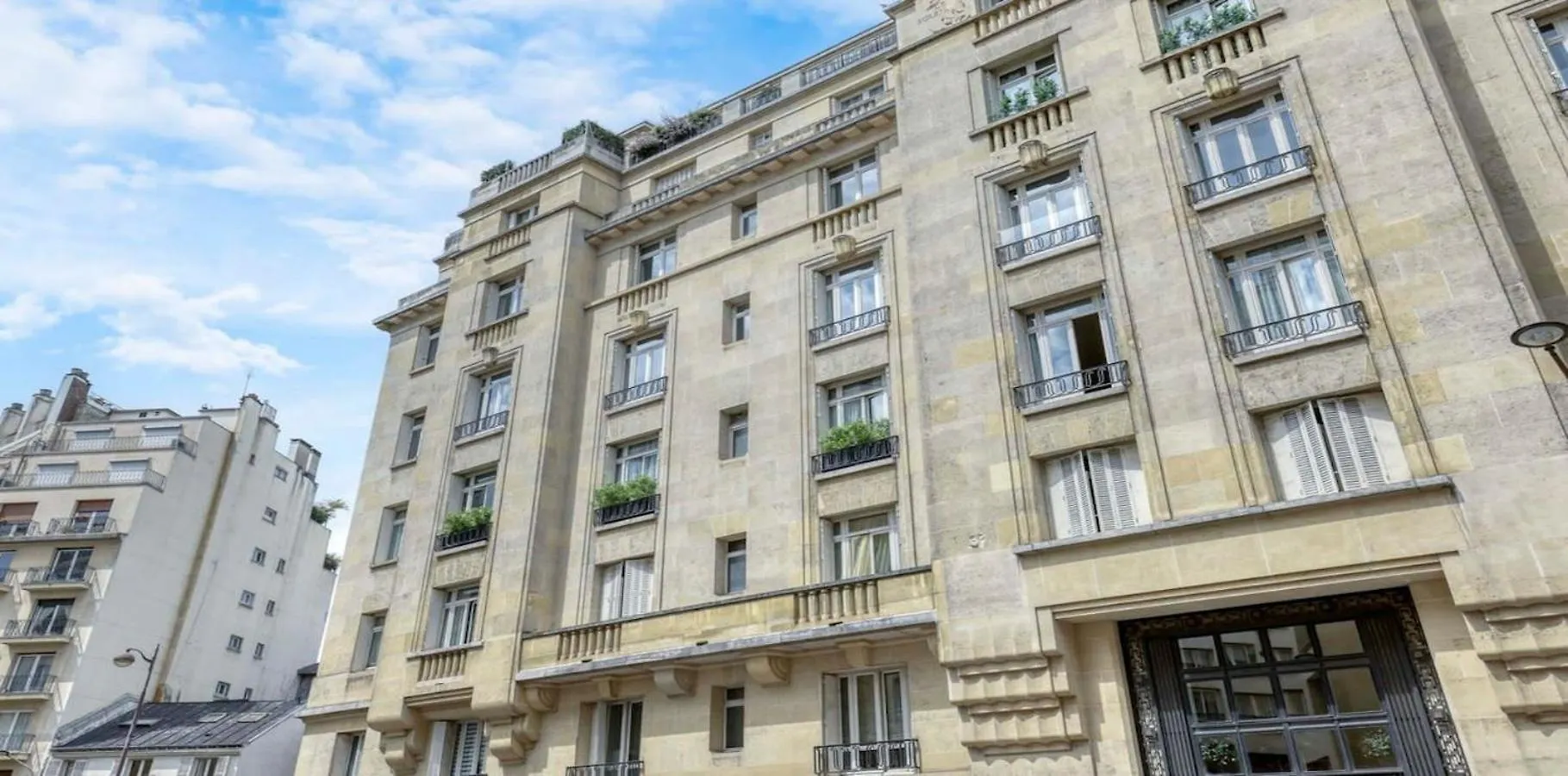 Renovated, Amazing & Huge Flat Of 200 Sqm Paris 16 Apartment 0*,
