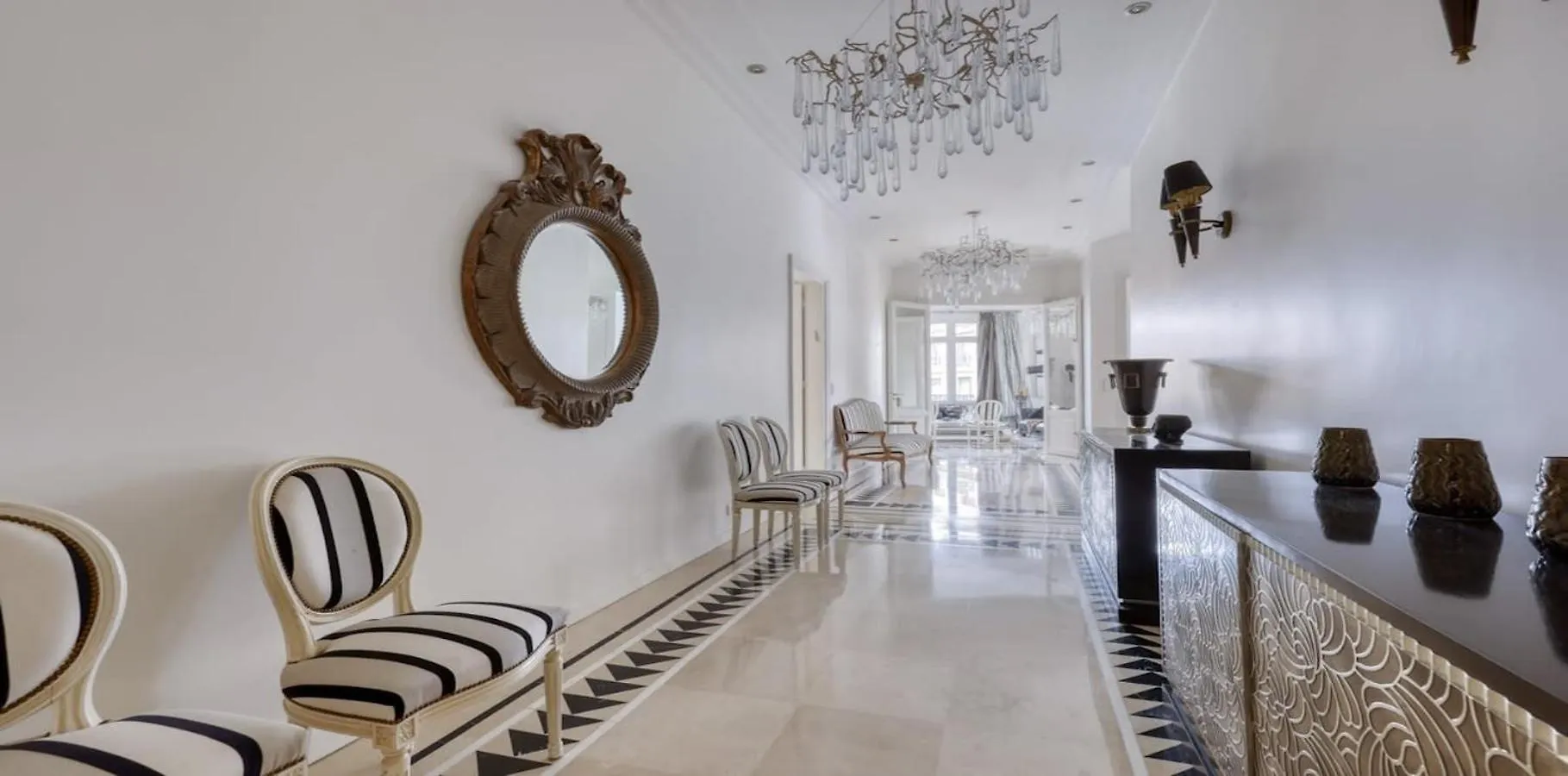 Renovated, Amazing & Huge Flat Of 200 Sqm Paris 16 Apartment
