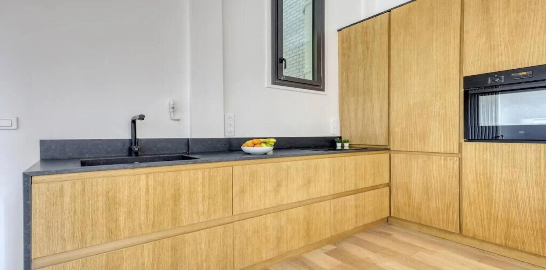 Renovated, Amazing & Huge Flat Of 200 Sqm Paris 16 Apartment